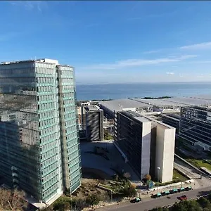  Apartment Panoramic - River View