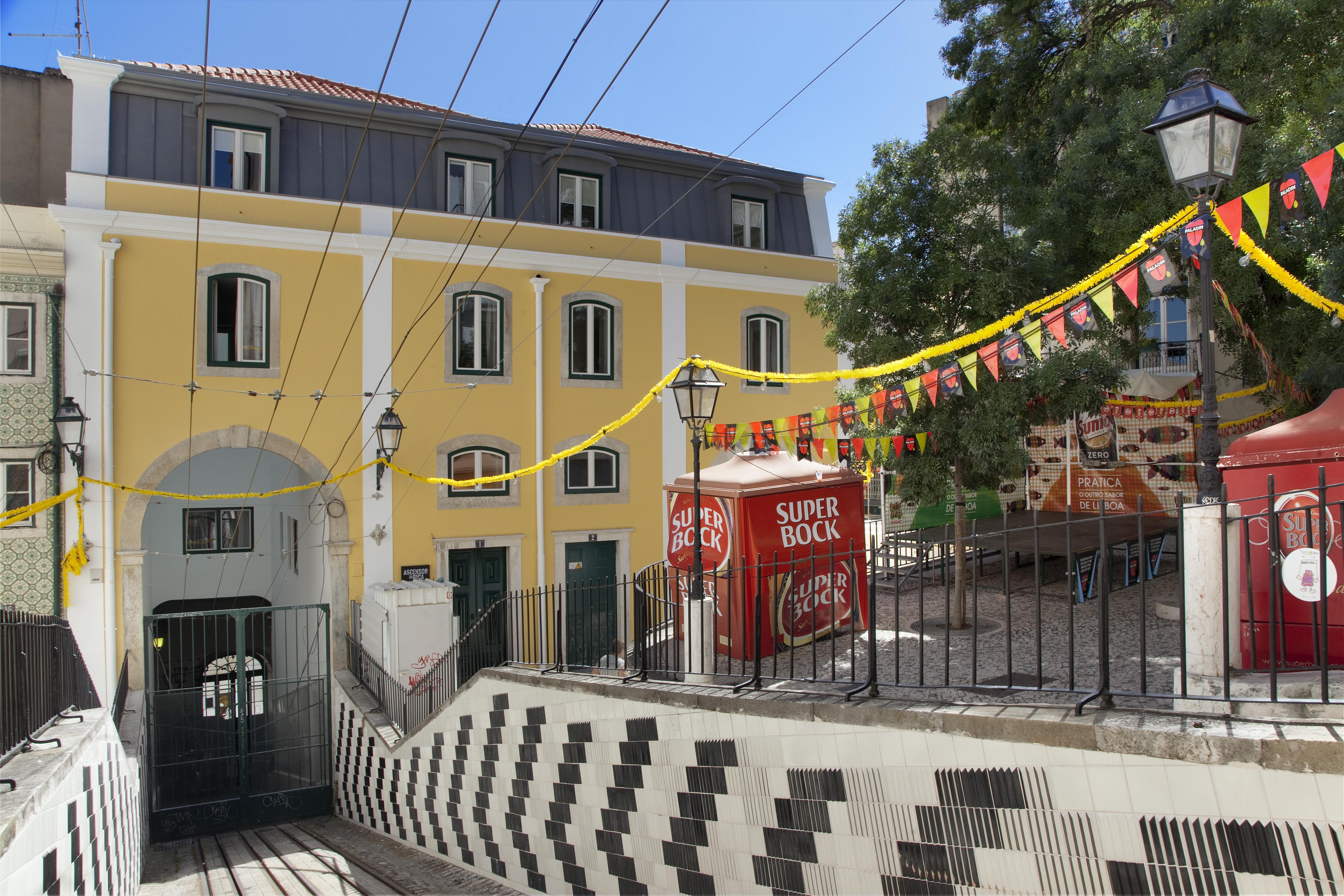 Ascensor Da Bica - Lisbon Serviced Apartments , Portugal