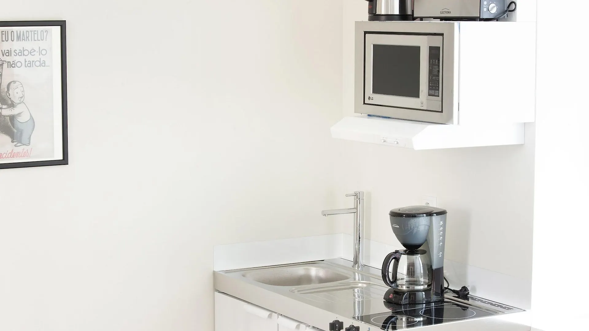 Ascensor Da Bica - Lisbon Serviced Apartments