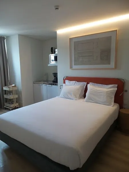 Ascensor Da Bica - Lisbon Serviced Apartments 0*,