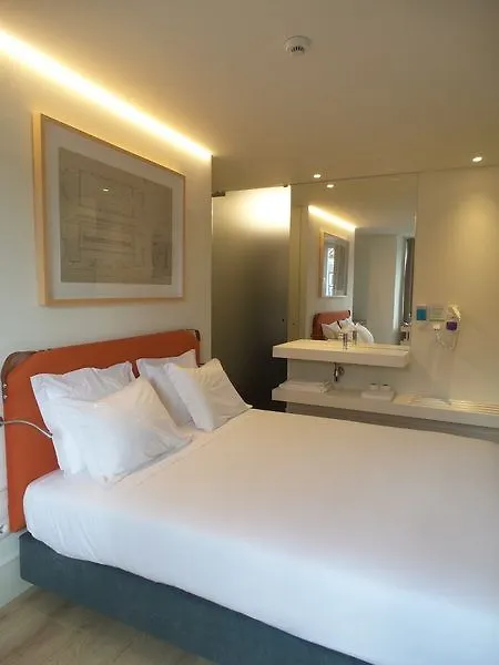 Ascensor Da Bica - Lisbon Serviced Apartments